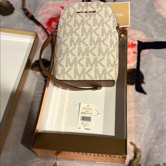 Michael Kors Beige and Brown Crossbody Bag - Picture 12 of 14